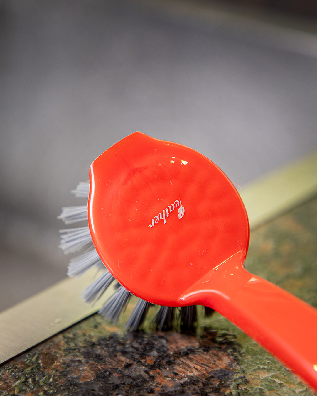 Sink Brush